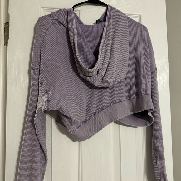 Wild Fable Lavender Cropped Hoodie & Matching High-Waisted Flare Pants - Picture 2 of 7